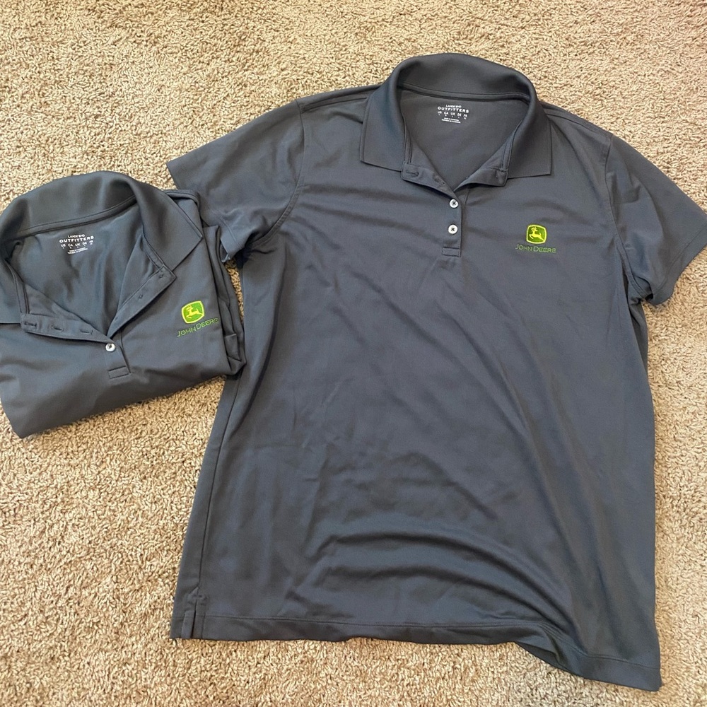 John Deere polos